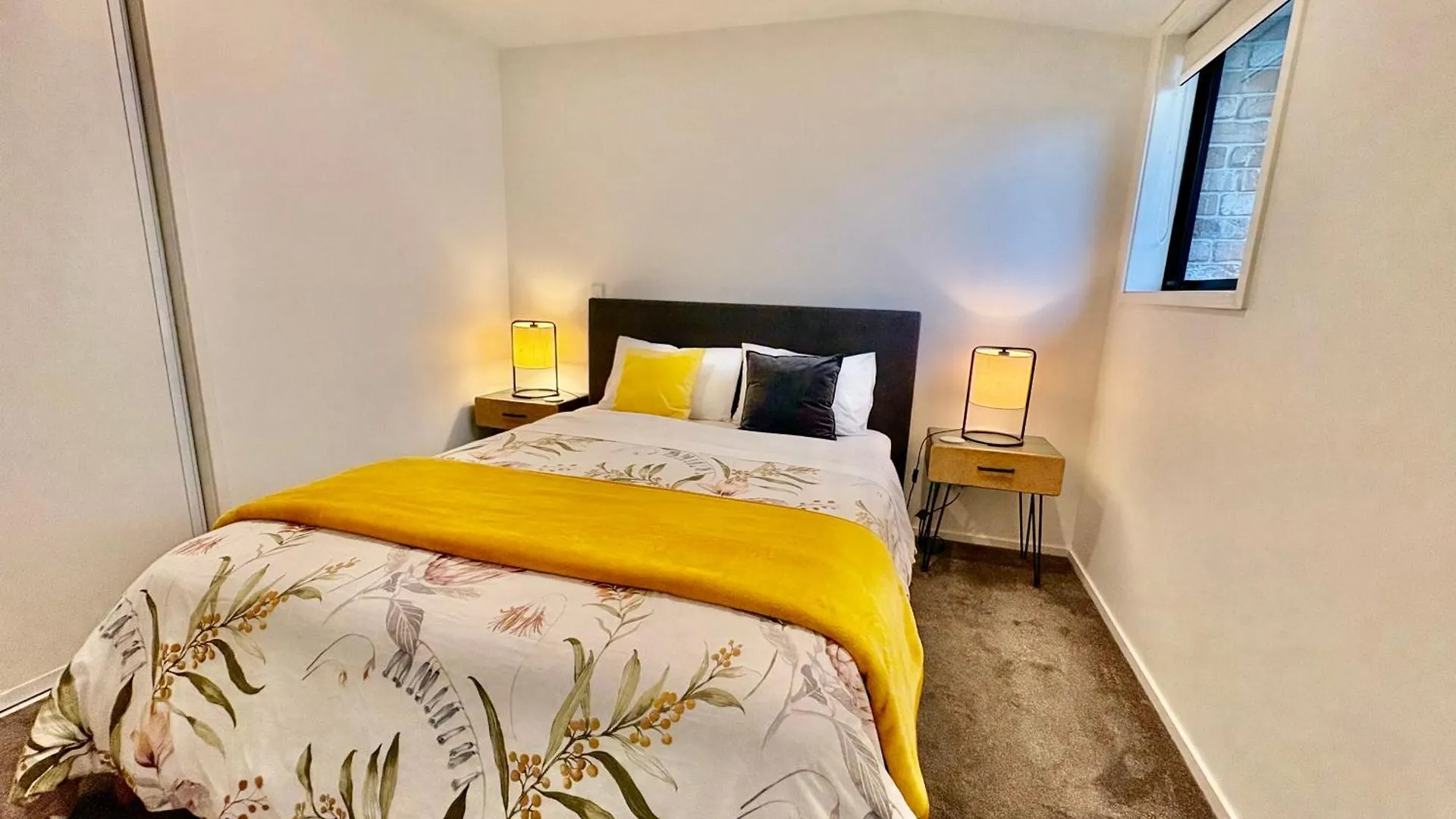 Lägenhet Close To Arena And One Kilometer From Railway Station Onsite Ev Car Park Christchurch