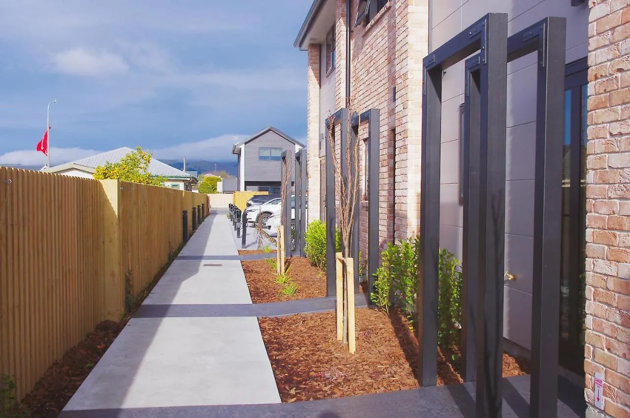 Close To Arena And One Kilometer From Railway Station Onsite Ev Car Park Christchurch